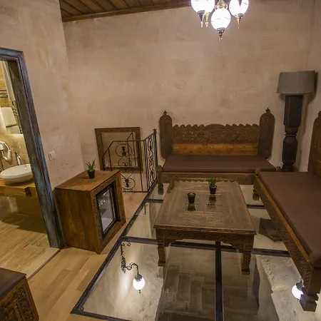 Sinasos Star Cappadocia 于尔居普